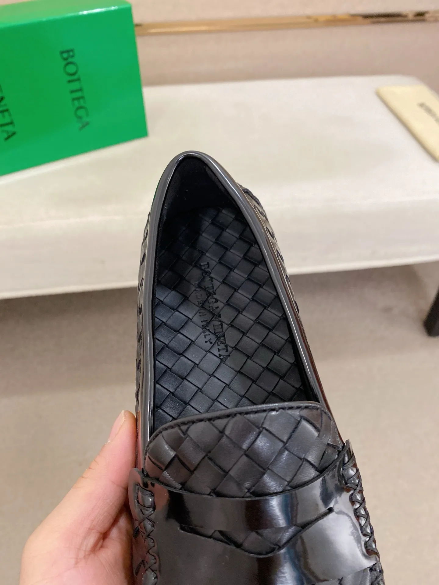Men's Men's Shoes💰 420💰 (Niu Li + Niu Pad) [BV] The latest hot style‼ ️Casual men's shoes, uppers imported first-layer cowhide ➕Full imported cowhide lining✔️Exquisite workmanship, excellent foot feel, special rubber soles✔️, cool and fashionable, the latest fashion, fashionable outsole, hurry up. Code number: 38-44 (can be customized to 37.45, non-refundable)